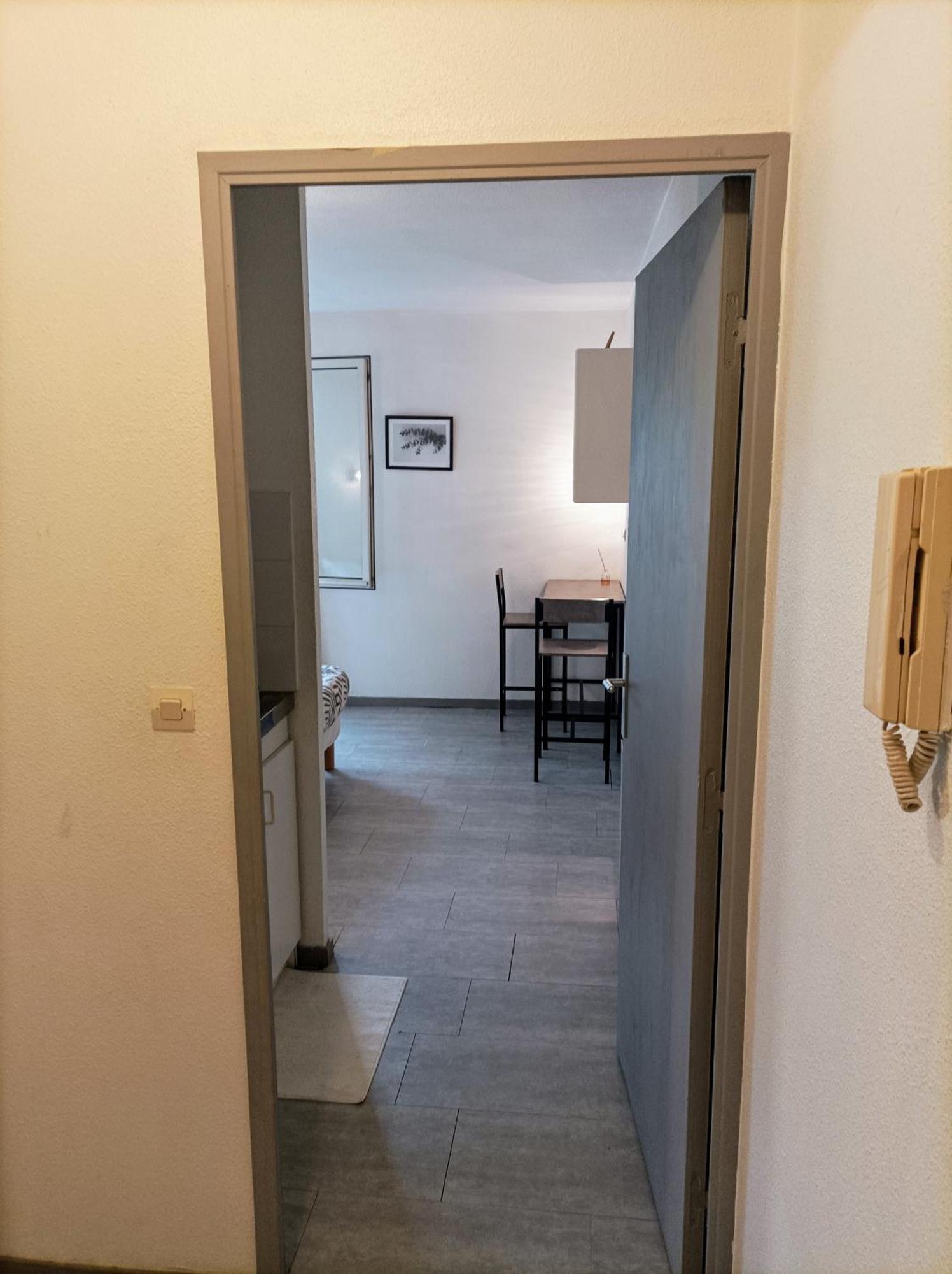 Apartment Near Center Montpellier Eksteriør bilde